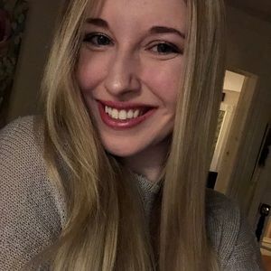 Meet your Posher, Zoe